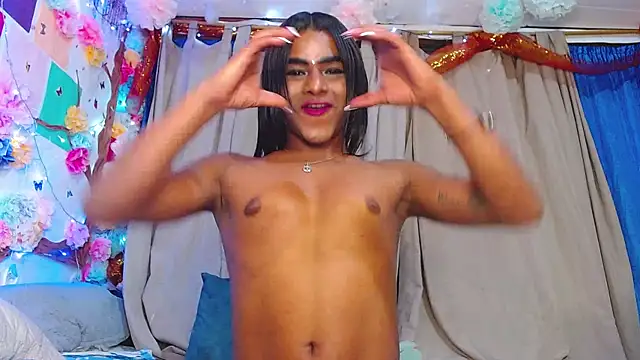 Snapshot of Karly_coffe chatting on January 16, 1:16 am Karly coffe online show from January 16, 1:16 am