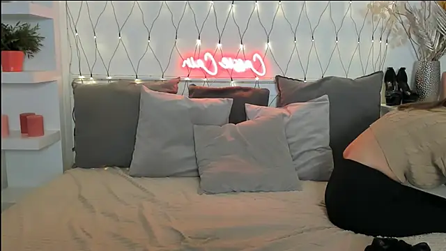 CassyCain online show from January 17, 2:50 pm