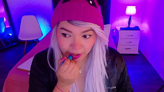 Cuckold lover69 online show from February 23, 1:21 pm