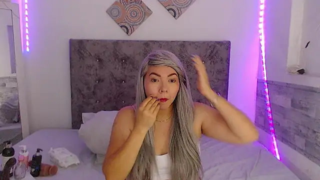 Cuckold lover69 online show from April 9, 3:17 am