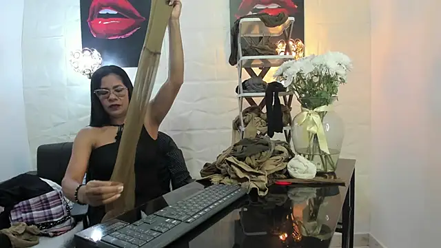 miss lucero1 online show from March 9, 1:56 am