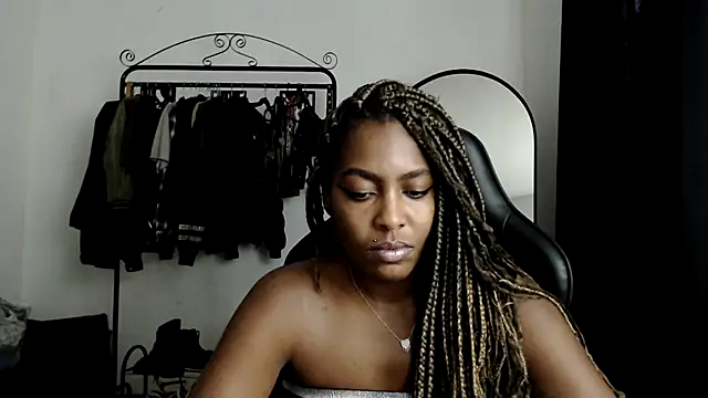Snapshot of marisilva_br chatting on January 10, 8:48 pm marisilva br online show from January 10, 8:48 pm