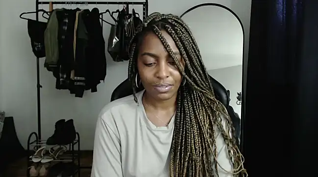 Snapshot of marisilva_br chatting on January 16, 8:14 pm marisilva br online show from January 16, 8:14 pm