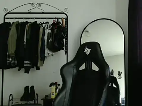 Snapshot of marisilva_br chatting on January 21, 1:11 pm marisilva br online show from January 21, 1:11 pm
