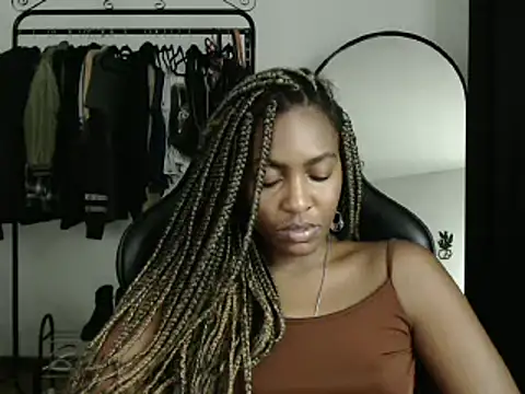 Snapshot of marisilva_br chatting on January 22, 7:56 pm marisilva br online show from January 22, 7:56 pm