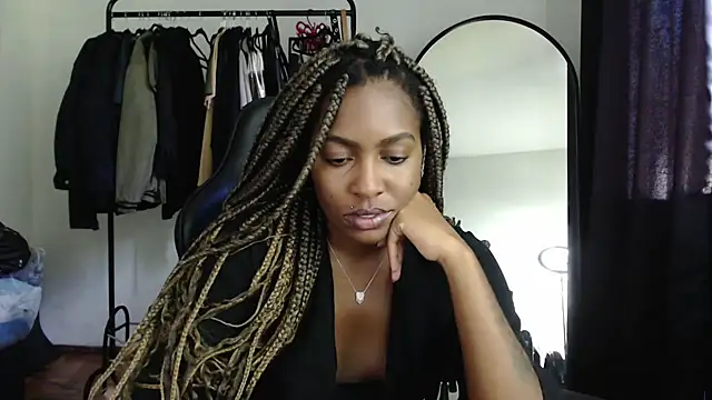 Snapshot of marisilva_br chatting on February 3, 12:03 pm marisilva br online show from February 3, 12:03 pm