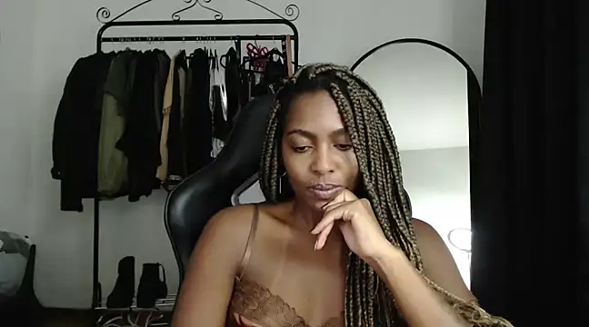 Snapshot of marisilva_br chatting on February 9, 2:49 am marisilva br online show from February 9, 2:49 am