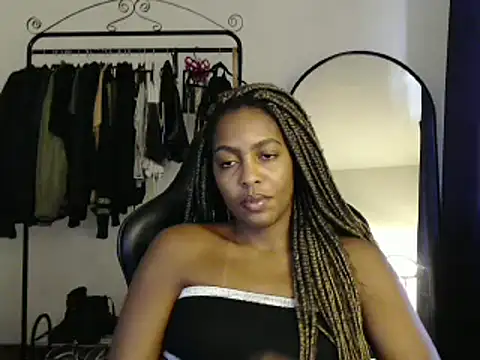 Snapshot of marisilva_br chatting on February 11, 2:13 pm marisilva br online show from February 11, 2:13 pm
