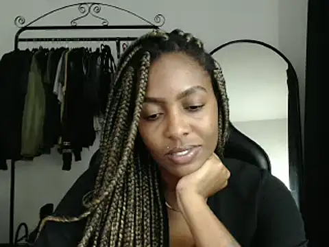 Snapshot of marisilva_br chatting on February 13, 10:54 pm marisilva br online show from February 13, 10:54 pm