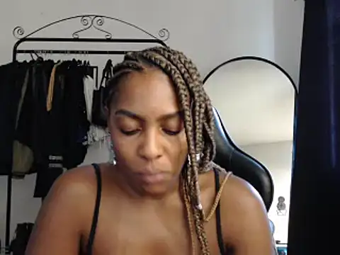 Snapshot of marisilva_br chatting on February 26, 1:19 pm marisilva br online show from February 26, 1:19 pm