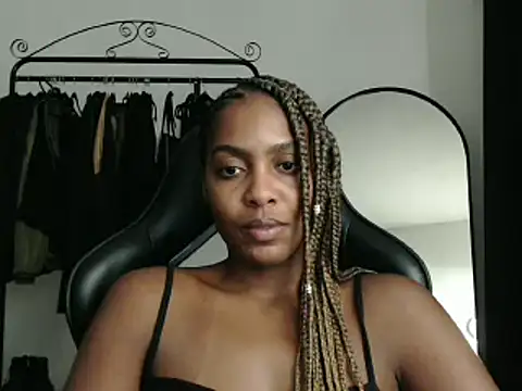 Snapshot of marisilva_br chatting on February 27, 3:36 am marisilva br online show from February 27, 3:36 am