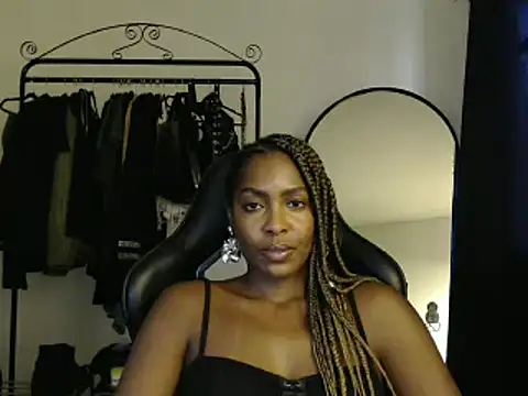 Snapshot of marisilva_br chatting on March 5, 7:38 pm marisilva br online show from March 5, 7:38 pm