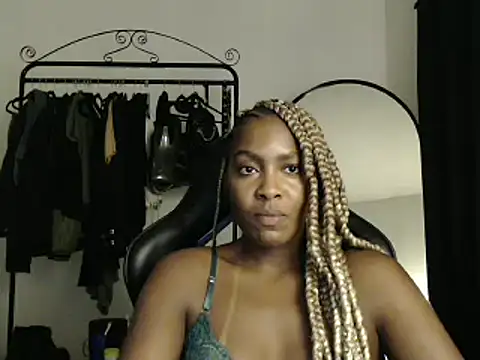 Snapshot of marisilva_br chatting on March 16, 10:53 pm marisilva br online show from March 16, 10:53 pm