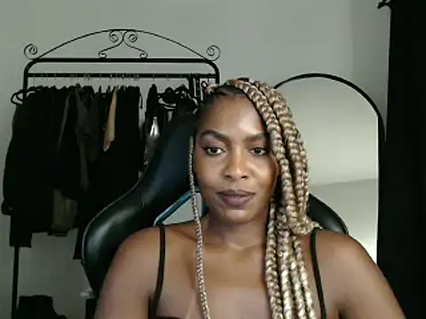 Snapshot of marisilva_br chatting on March 18, 11:31 pm marisilva br online show from March 18, 11:31 pm