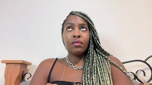 Snapshot of marisilva_br chatting on October 19, 12:44 am marisilva br online show from October 19, 12:44 am