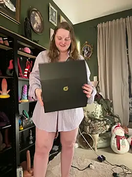 GingerSnap33 online show from January 10, 3:08 am