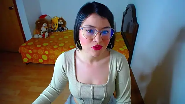 Snapshot of juli05star20 chatting on March 14, 11:45 am juli05star20 online show from March 14, 11:45 am