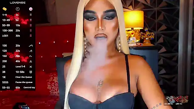 Snapshot of NatalyaFox chatting on December 11, 7:42 am NatalyaFox online show from December 11, 7:42 am