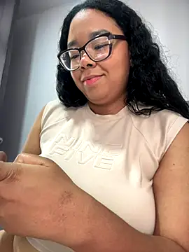 XMara online show from October 21, 5:46 pm