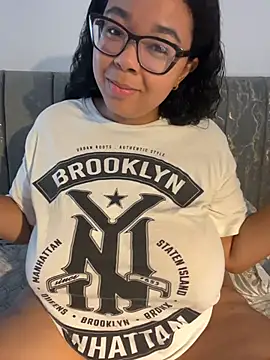 XMara online show from March 29, 8:42 pm