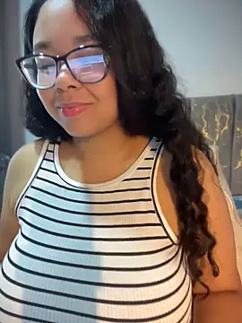 XMara online show from April 8, 4:40 pm