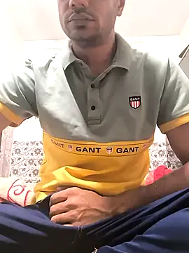 toxicboy121212 online show from March 20, 11:45 pm