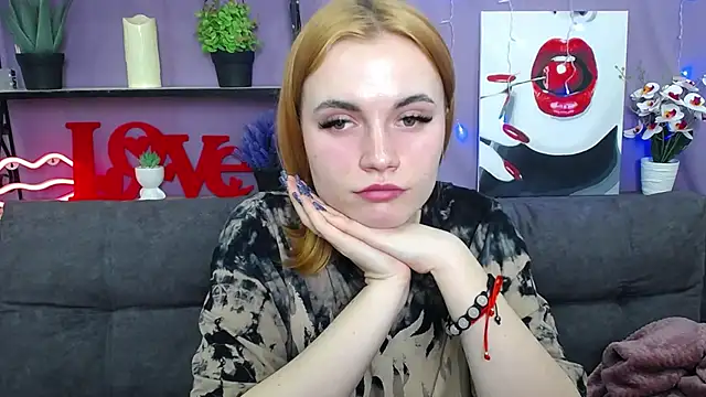 MargaritaKiss online show from March 15, 5:52 am