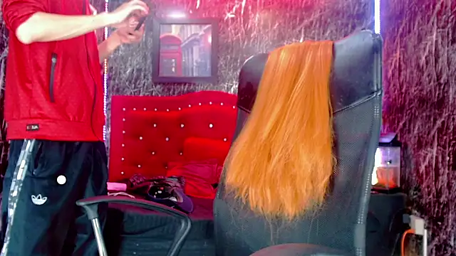 SexyJuliii21 online show from December 23, 3:40 am