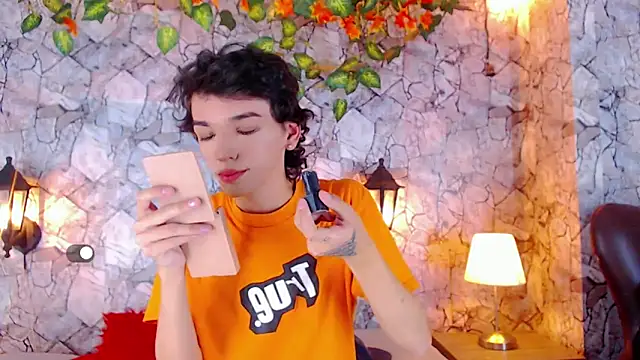 SexyJuliii21 online show from January 17, 8:11 pm