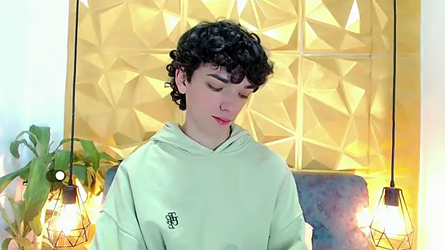 SexyJuliii21 online show from January 19, 3:18 am