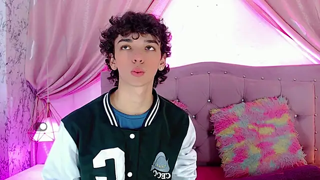 SexyJuliii21 online show from January 27, 2:42 am