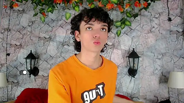 SexyJuliii21 online show from January 29, 8:29 am