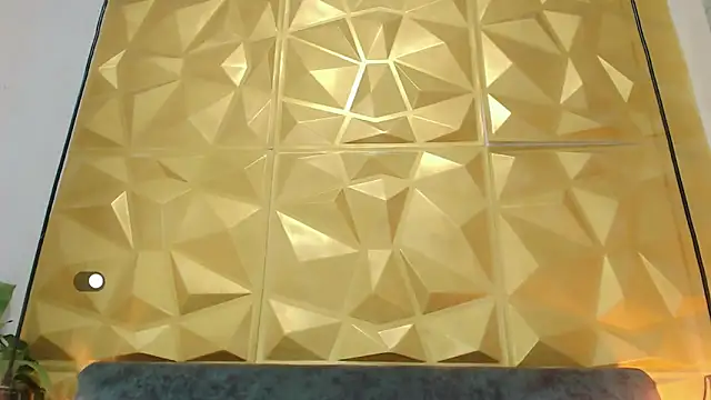 SexyJuliii21 online show from February 11, 6:55 pm