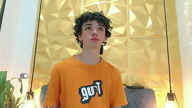 SexyJuliii21 online show from February 25, 2:25 am