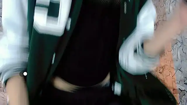 SexyJuliii21 online show from February 25, 11:00 pm