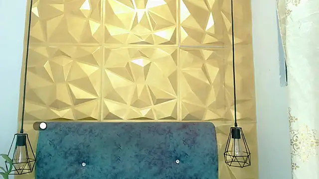 SexyJuliii21 online show from March 3, 7:21 am