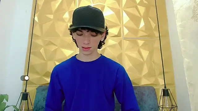 SexyJuliii21 online show from March 4, 11:32 pm