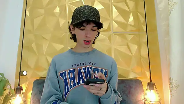 SexyJuliii21 online show from March 7, 9:51 am