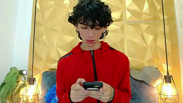 SexyJuliii21 online show from March 9, 12:21 am