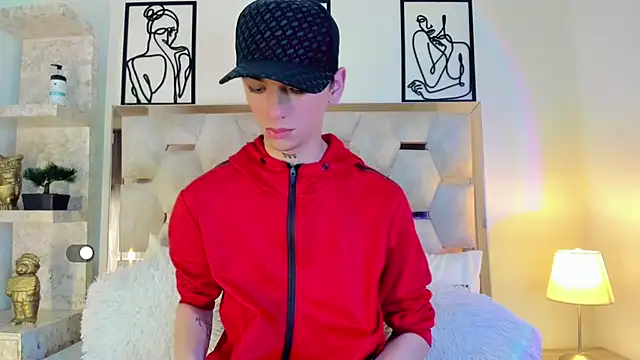 SexyJuliii21 online show from October 1, 8:48 pm