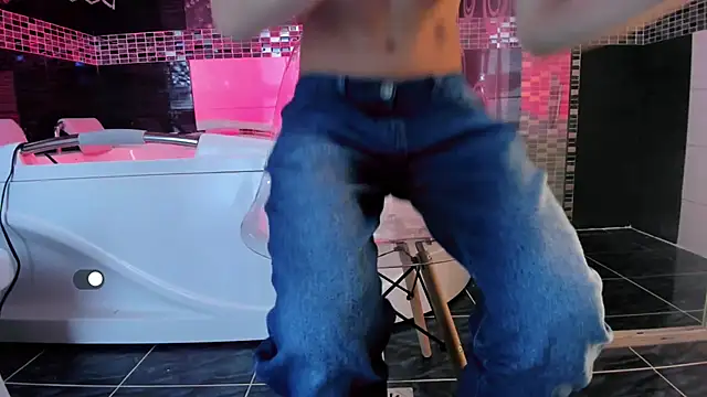 SexyJuliii21 online show from October 8, 9:45 pm