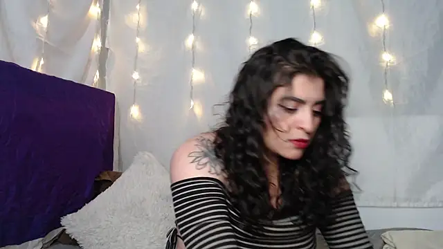 Marci owo online show from December 17, 6:31 pm