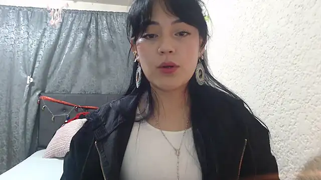 Snapshot of Alisha_99 chatting on March 2, 10:16 pm Alisha 99 online show from March 2, 10:16 pm