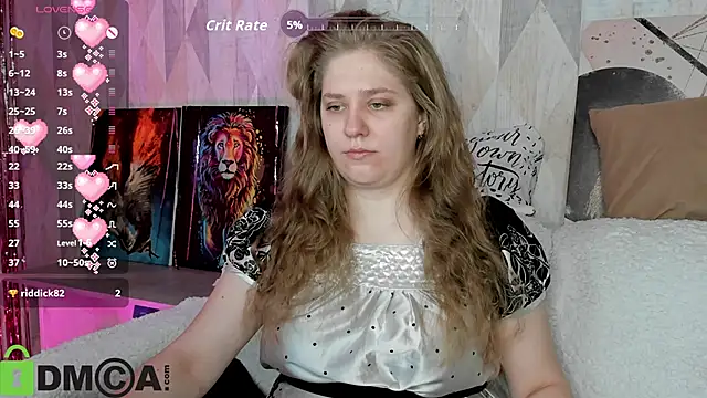 Megan Violer online show from October 21, 5:24 pm