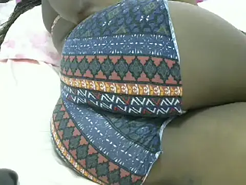 Snapshot of sly_minah chatting on February 18, 1:33 pm sly minah online show from February 18, 1:33 pm