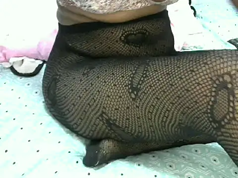 Snapshot of sly_minah chatting on March 22, 8:40 am sly minah online show from March 22, 8:40 am