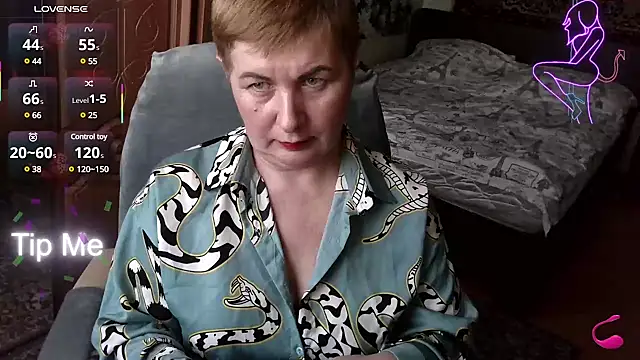 Snapshot of NicoleOlla chatting on March 6, 9:03 am NicoleOlla online show from March 6, 9:03 am