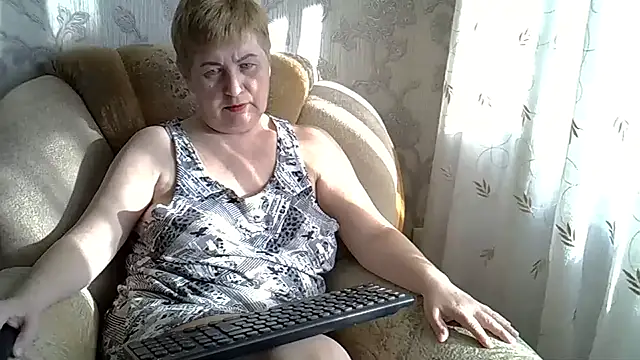 Snapshot of NicoleOlla chatting on March 17, 2:41 am NicoleOlla online show from March 17, 2:41 am
