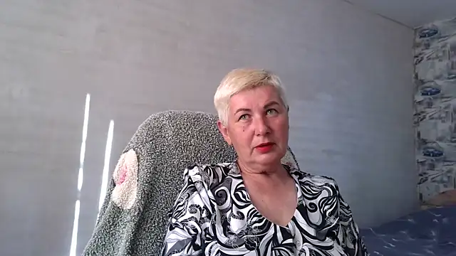 Snapshot of NicoleOlla chatting on September 22, 2:35 am NicoleOlla online show from September 22, 2:35 am