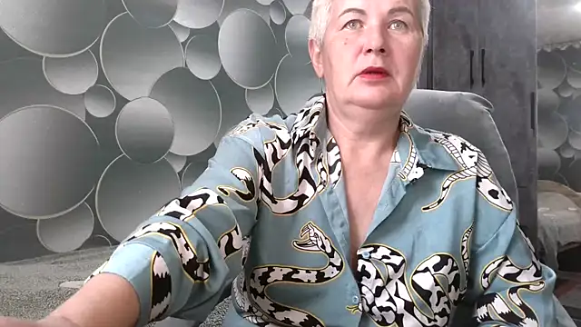 Snapshot of NicoleOlla chatting on October 4, 3:26 am NicoleOlla online show from October 4, 3:26 am